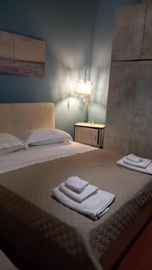 A Casa Dell'Amica Mia Hotel ซานนิโกลาอาร์เชลลา ภายนอก รูปภาพ